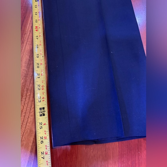 Talbots Classic Women’s Navy Wool Suit, 8P - Picture 11 of 12